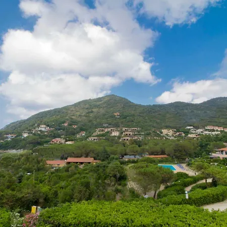 Locazione Turistica Altaluna.7 Cavo